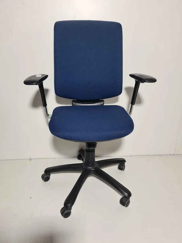 SILLA DE OFICINA (RUEDAS-AZUL) DEF.HIDRAULICO