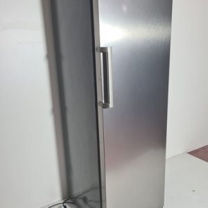 CONGELADOR VERTICAL M:HISENSE (CAJONES) (PLATA)