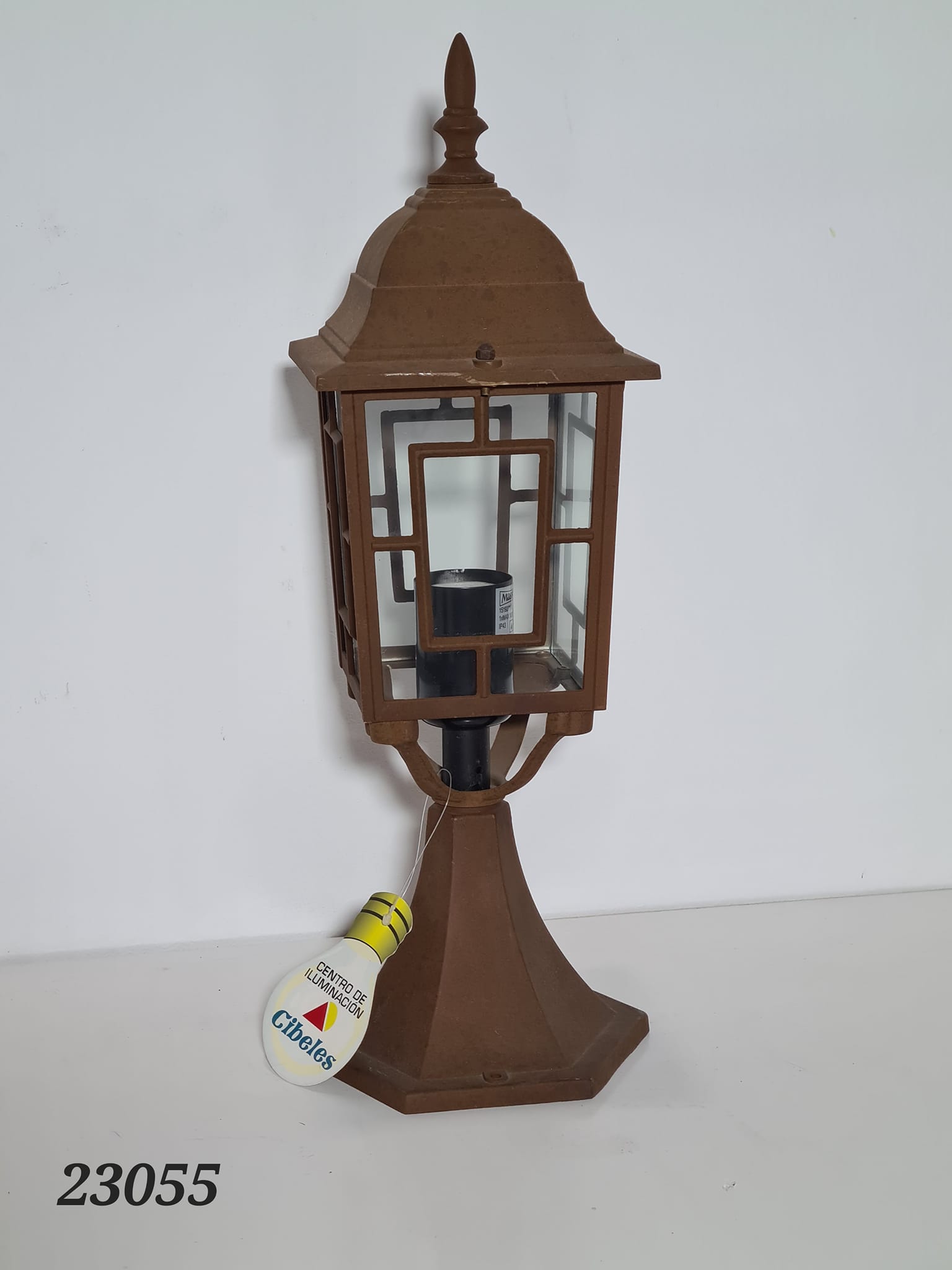 FAROL DE JARDIN (FORJA MARRON) SUELO