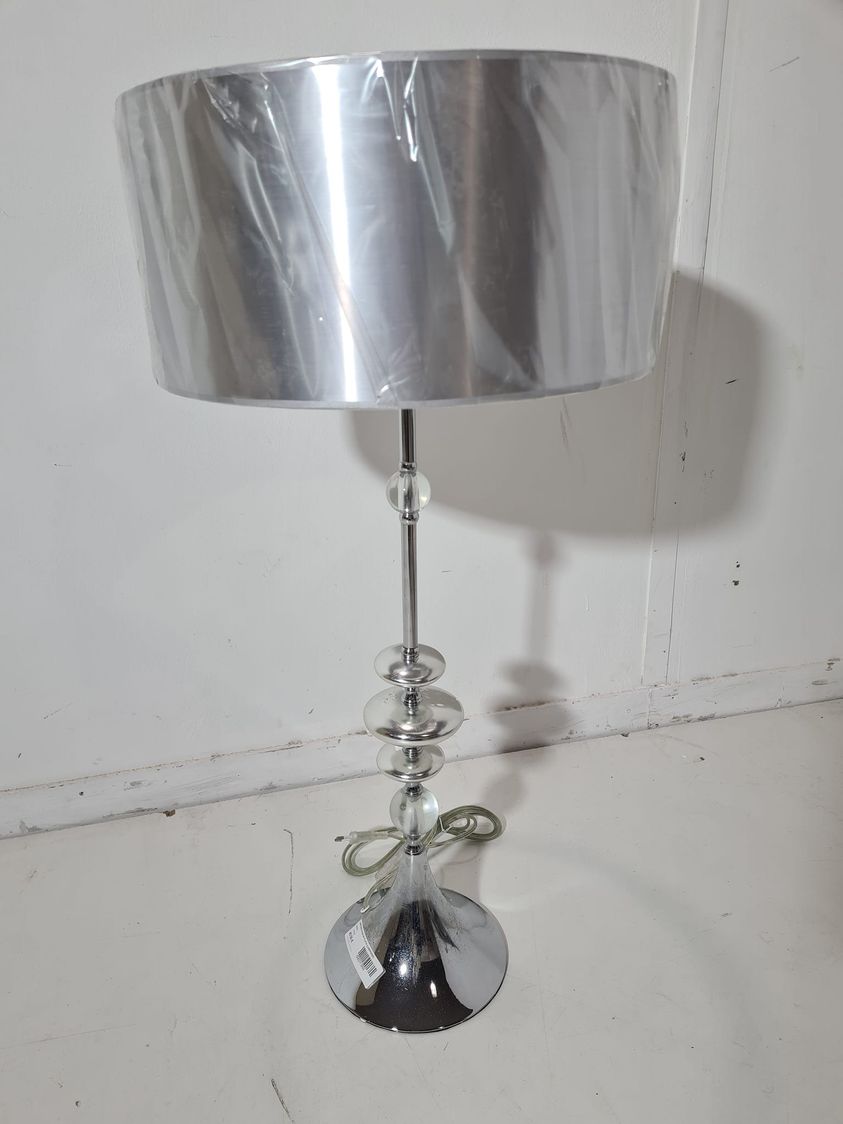 LAMPARA MESITA 82CM PLATA (LAMP0020)