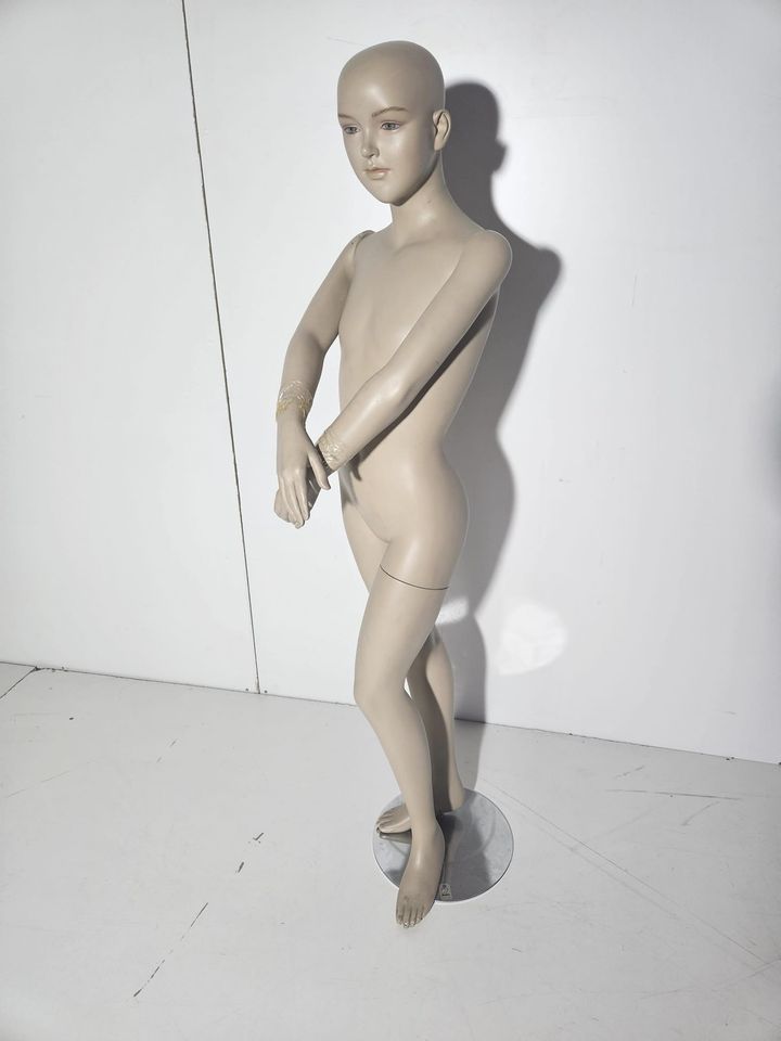 MANIQUI CUERPO (NIÑO) (140CM) (MOBILIARIO TIENDA)