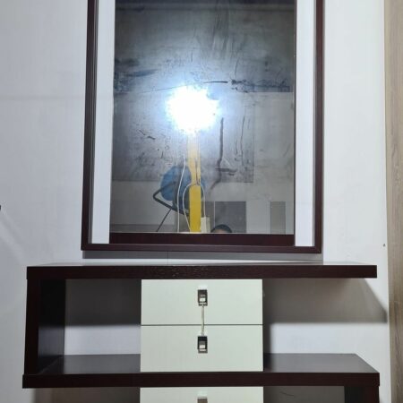 ENTRADITA 4C (95x24x67)+ ESPEJO (75x120) (WENGUE-CREMA) (MELAMINA)