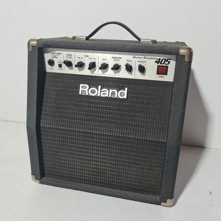 AMPLIFICADOR ROLAND 405