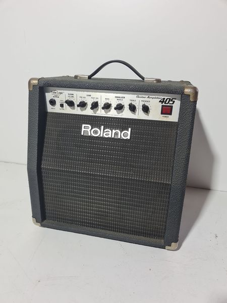 AMPLIFICADOR ROLAND 405