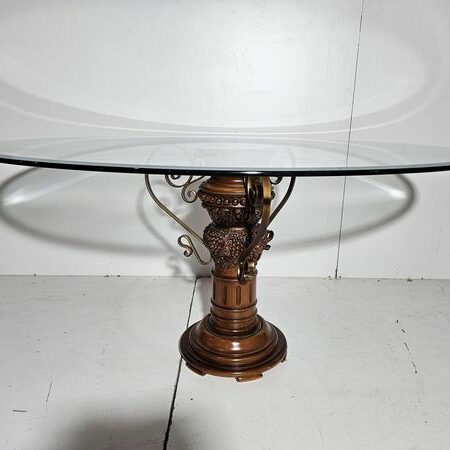 MESA COMEDOR (160X115) (76CM ALTO) TAPA CRISTAL / 1 PATACON