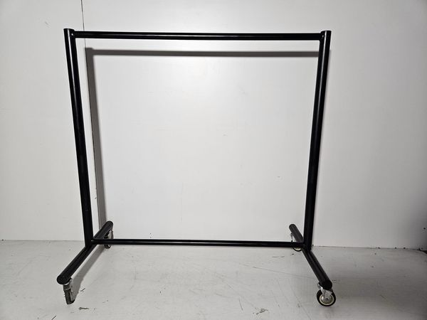 PERCHERO / BURRO METAL NEGRO (120X57X120) (MOBILIARIO TIENDA)