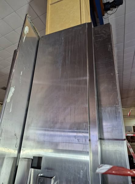 LOTE PANELES ACERO INOX (COCINA HOSTELERIA) (ALTO 264CM)(Lineal 8.38m x 2.64m)