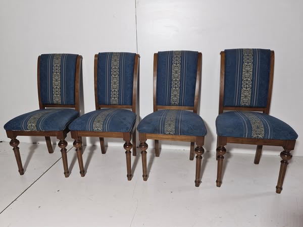 X4 SILLAS COMEDOR (NOGAL / TAPIZADO AZUL)