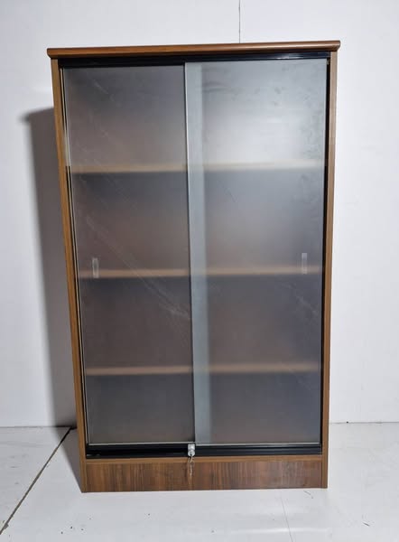 LIBRERO AUX OFICINA 2P CRIST. CORREDERAS (80X40X137) (NOGAL)