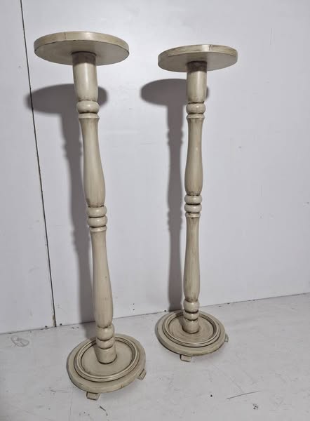 COLUMNA / PEDESTAL (CREMA)