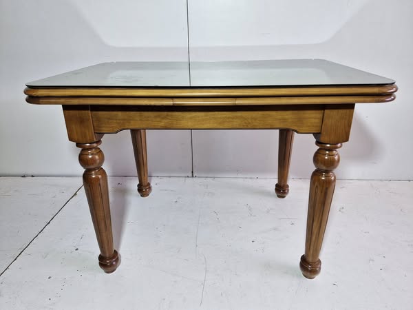 MESA CAMILLA (120X80X80) + CRISTAL + ENEAGUILLAS (MIEL OSC)