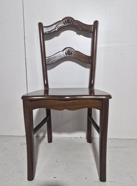 SILLA MADERA TALLADA (SUELTA) (NOGAL)