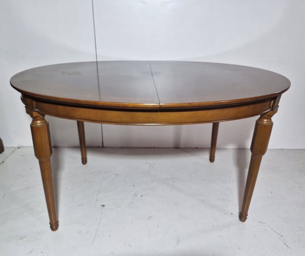 MESA COMEDOR OVALADA (140X115) (EXT +40CM) (CEREZO CON MARQUETERIA)