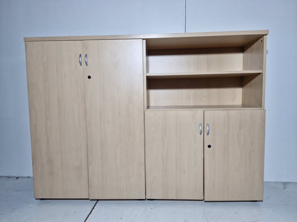 MUEBLE OFICINA/ ARCHIVADOR 4P 1 BAZAR (180X43X131) (HAYA)