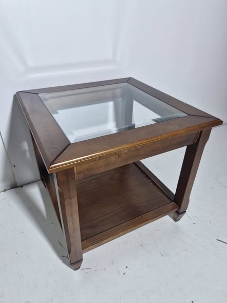 MESA CENTRO (TAP.CRISTAL) (60X60) (56CM ALTO) (CEREZO)