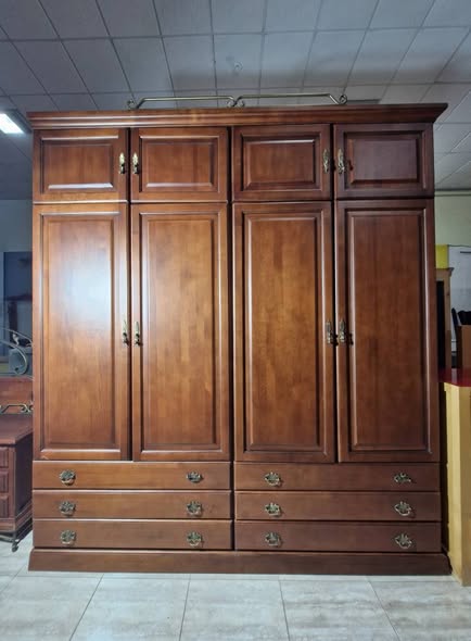 ARMARIO 4P 6C + ALTILLO 4P (216X45X240) (PROVENZAL Y FORJA) (NOGAL)