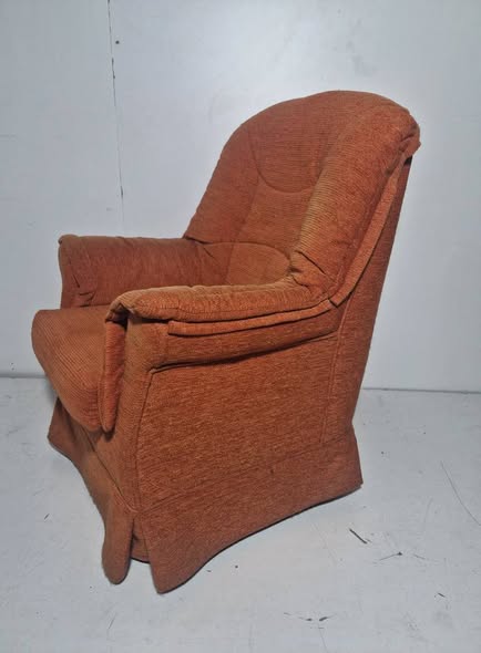 SILLON FIJO (TAPIZADO NARANJA) (TAPICERIA)