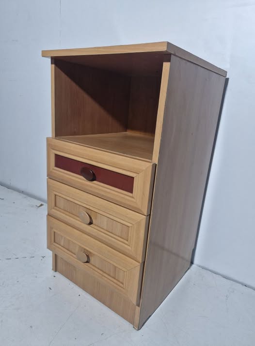 MESITA AUX 3C 1H (41X43X77) (MELAMINA HAYA)