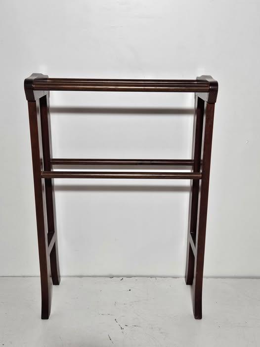 TOALLERO / PERCHERO MADERA (NOGAL)