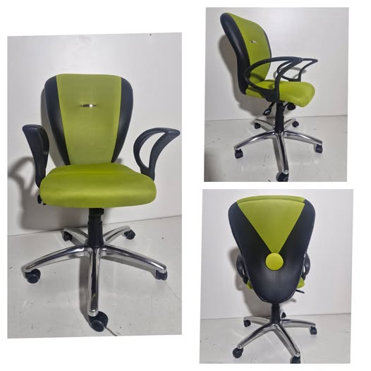 SILLA OFICINA (RUEDAS) (COLOR: VERDE / BRAZOS NEGROS) *NUEVA EXP*