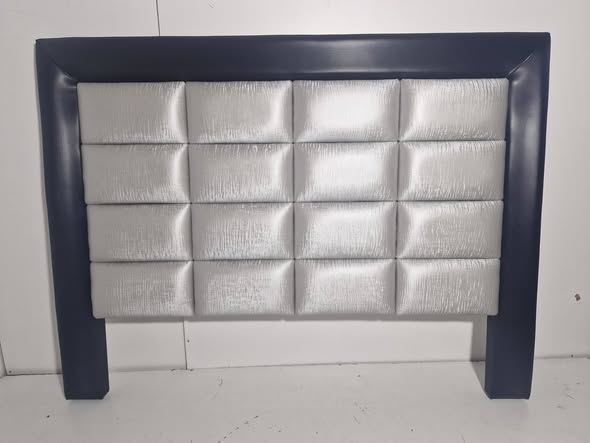 CABECERO TAPIZADO (190CM) (1455CM ALTO) (COLOR: NEGRO Y PLATA) *NUEVO SALDOS*