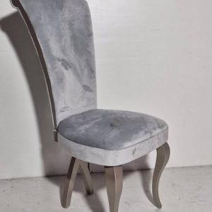 SILLA COMEDOR (TAPIZADO CELESTE / PATA PLATA) (SOLO 1)