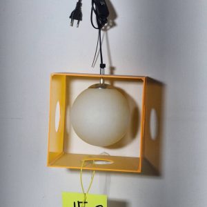 LAMPARA TECHO (CUBO NARANJA+BOLA)