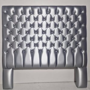 CABECERO TAPIZADO (135CM) (145CM X 145CM ALTO) (COLOR: PLATA) *NUEVO SALDOS*
