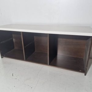 MUEBLE BAJO TV 3H (140X4X47) (NOGAL TAPA BLANCA)